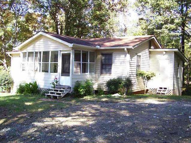 1st image of 2750 Dogwood Creek Pkwy