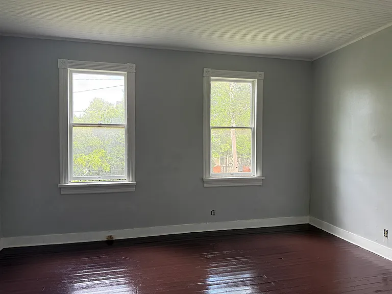 69 E Main St — Photo 6