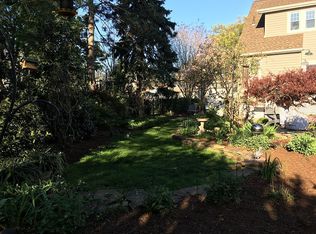 636 Ridgedale Ave, Woodbridge, NJ 07095