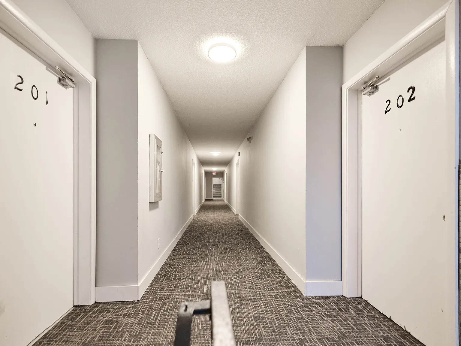 Parkline Flats — Photo 3
