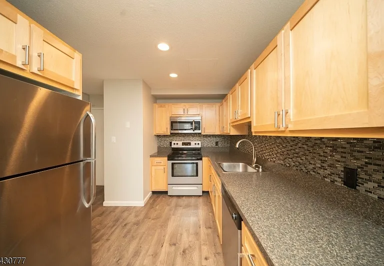 115 Polifly Rd #5D — Photo 5