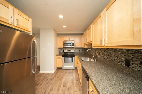 115 Polifly Rd #5D Photo 1