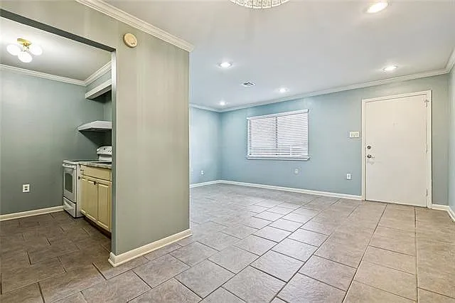 6901 Veterans Blvd #49 — Photo 5