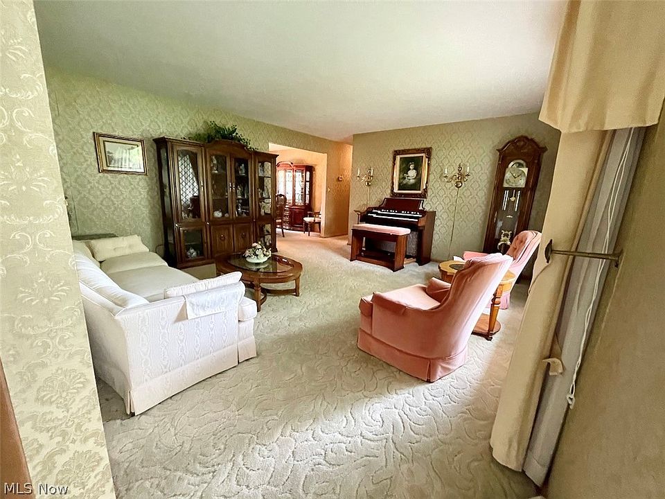 8443 ster Rd, Strongsville, OH 44136 Zillow