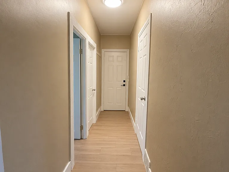 2742 Adams Ave — Photo 11