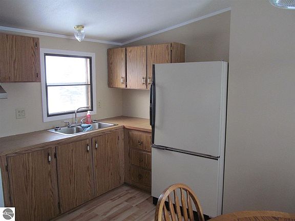 5th image of 21794 180th Ave