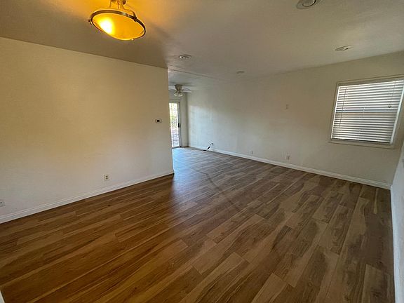 2nd image of 5151 Larkspur Dr
