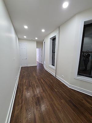 3rd image of 327 W 21st St APT 1E