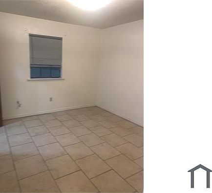 3rd image of 315 Meadows Dr #315