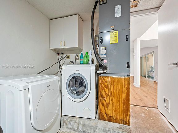 3rd image of 3239 NW 44th St APT 6