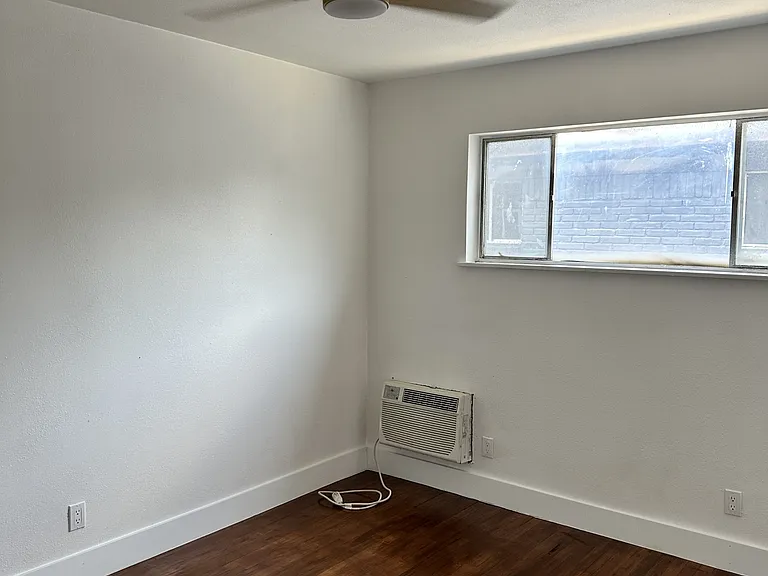 2712 Oakcliff St #6 — Photo 8