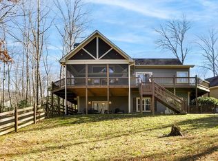 2058 Gallatin Rd, Young Harris, GA 30582