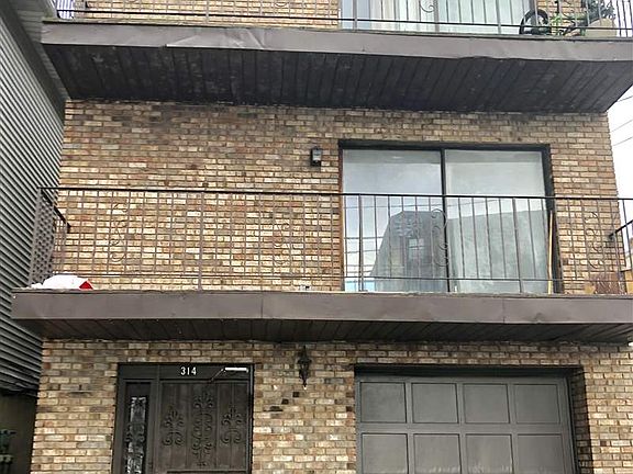 2nd image of 314 Saint Pauls Ave