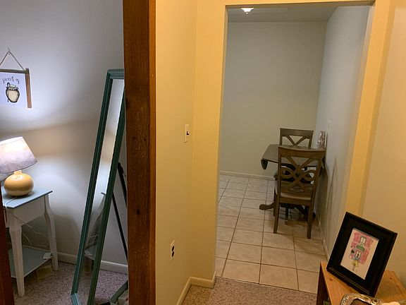 5th image of 523 N Main St