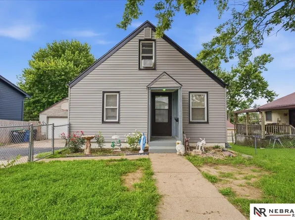 6708 S 30th St, Omaha, NE 68107