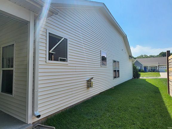 3rd image of 3710 W Denise Dr