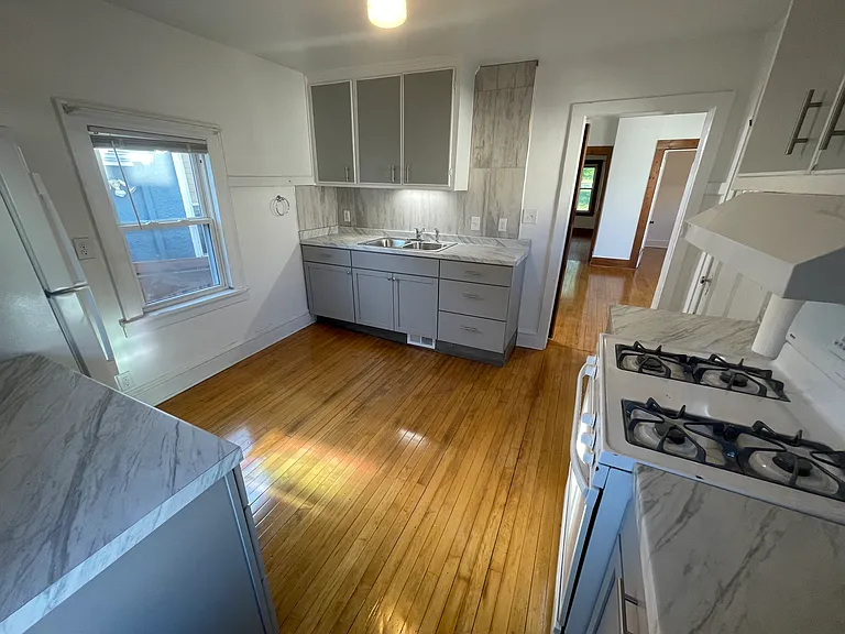 2521 W Michigan St — Photo 10