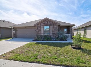 7725 Bullrider Dr, Corpus Christi, TX 78414