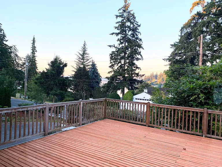 9000 Lake Washington Blvd NE — Photo 19