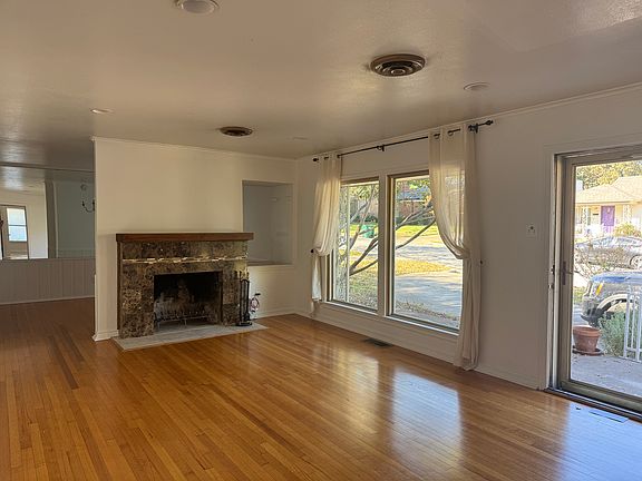 Enter to Living Room