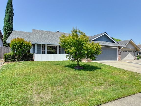 3rd image of 649 Lyndhurst Ave