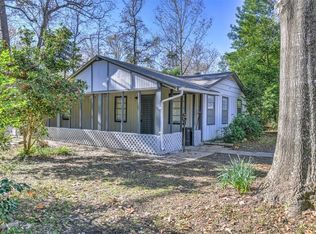 129 Oakwood Ln, Goodrich, TX 77335