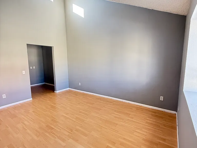 1224 S Cypress Ave #D — Photo 15