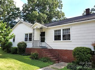 301 Alberto St, Charlotte, NC 28207