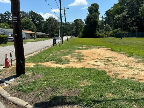 Academy & Baker St, Ahoskie, NC 27910