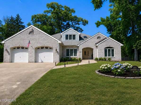 415 Windermere Ave