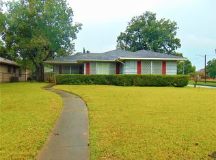 6655 Hirondel St, Houston, TX 77087