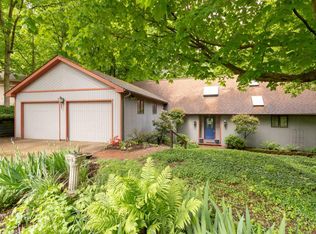 2121 Winn Pl, Mishawaka, IN 46544