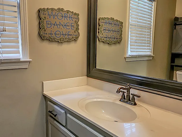 775 Royal Forest Dr — Photo 13