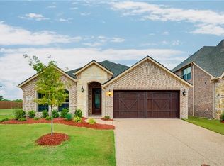 217 Bentley Dr, Midlothian, TX 76065