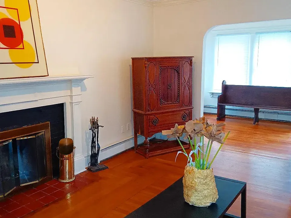 29 Ogden St