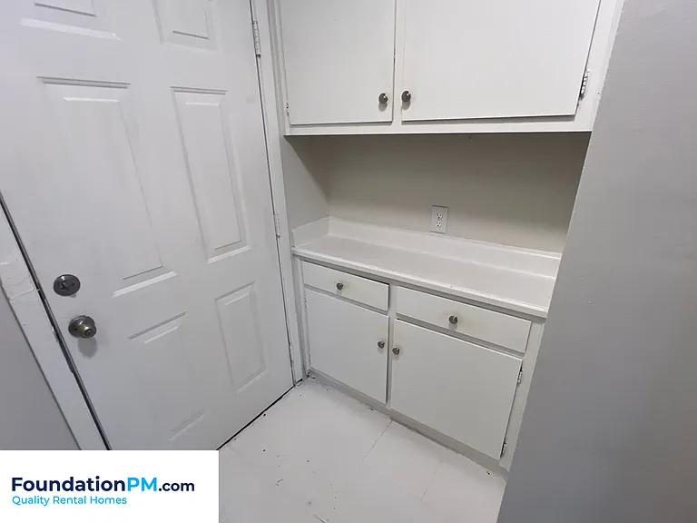 2143 Vollintine Ave — Photo 6