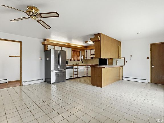 4th image of 3290 Ward Rd