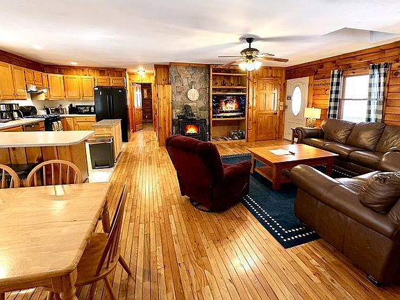 3rd image of 4138 West Hill Road S