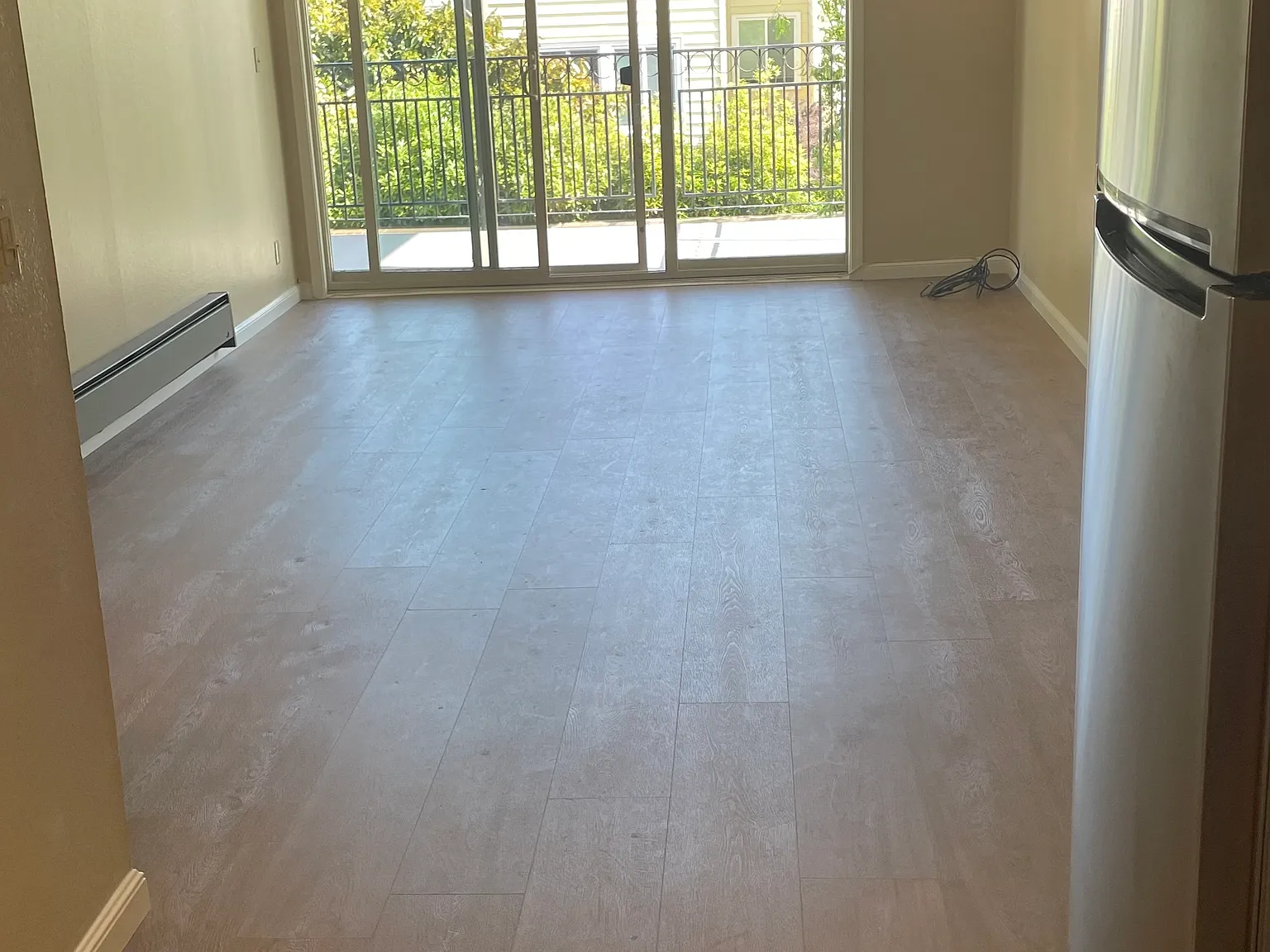 2 bed, 980 sqft, $7,850 — Photo 3