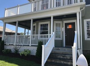 4 Peabody St #1, Newton, MA 02458