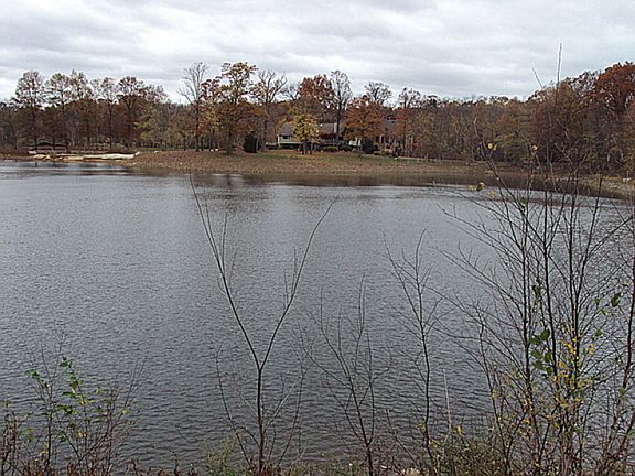 2nd image of 1001 Lake Dr
