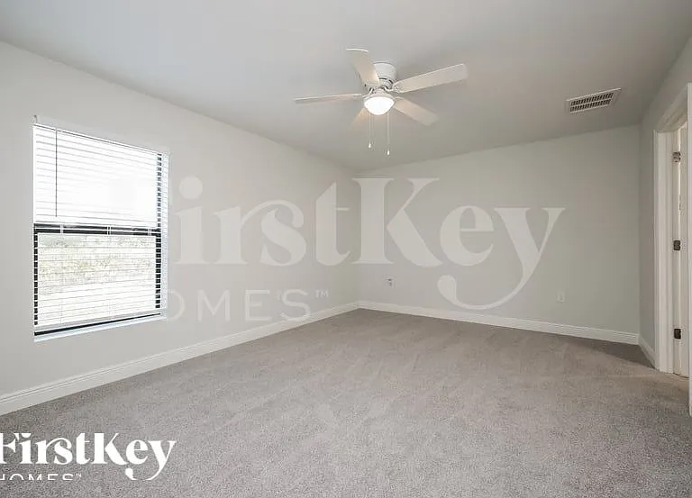 2506 63rd St W — Photo 7