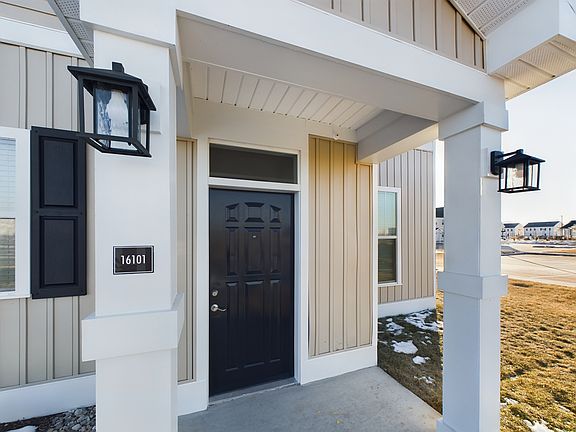 3rd image of 575 Quinn Ln #16-101