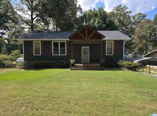 555 N Lakeshore Dr, Talladega, AL 35160