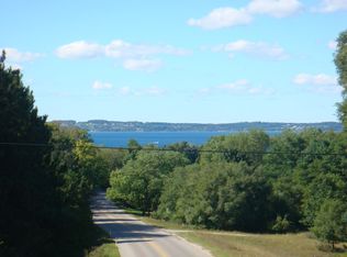3762 Pleasant Ridge Dr, Williamsburg, MI 49690