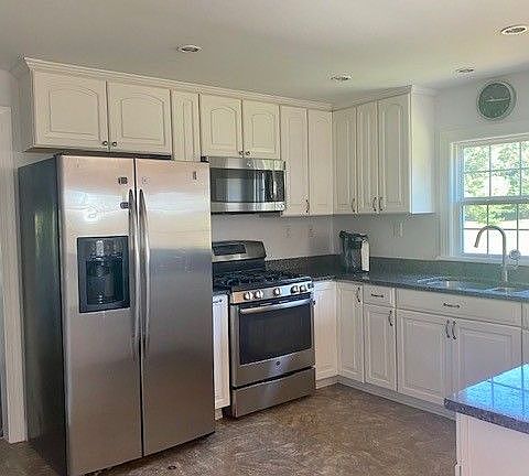 4th image of 5155 Jeffries Ln