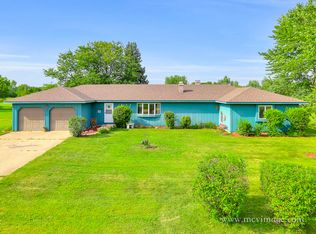 107 Tomahawk Trl, Oswego, IL 60543