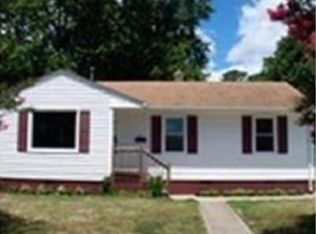 613 Woodfin Rd, Newport News, VA 23605