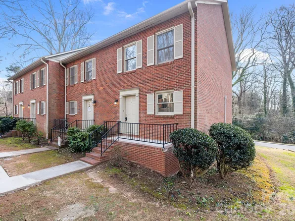 239 13th Avenue Pl NW Unit 21, Hickory, NC 28601