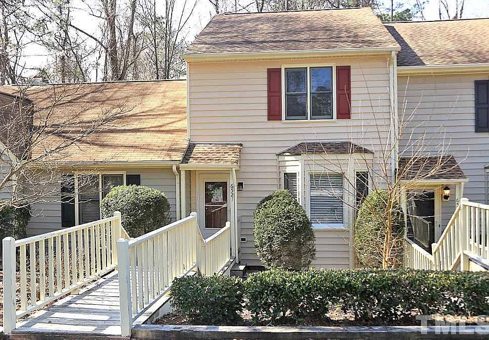 1st image of 6521 English Oaks Dr